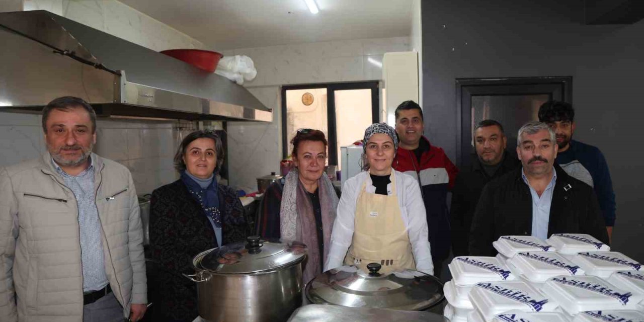 Avrupa Sivaslılar Birliği, Depremzede Vatandaşların Yüzünü Güldürdü