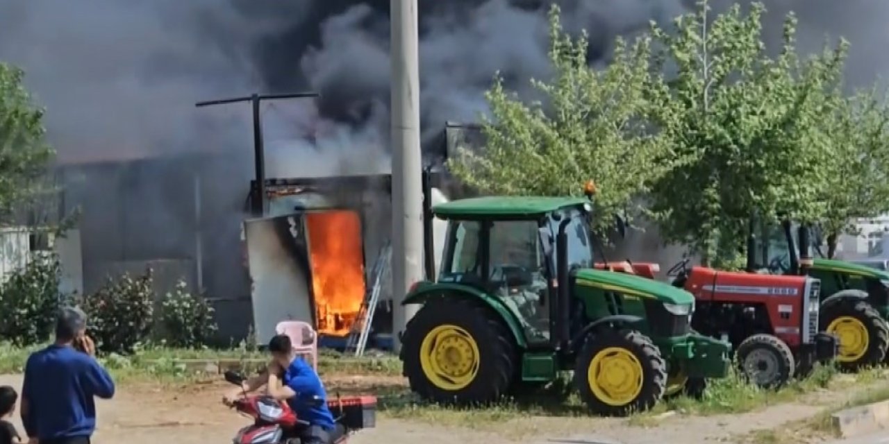 Konteynerde Çıkan Yangın Paniğe Neden Oldu
