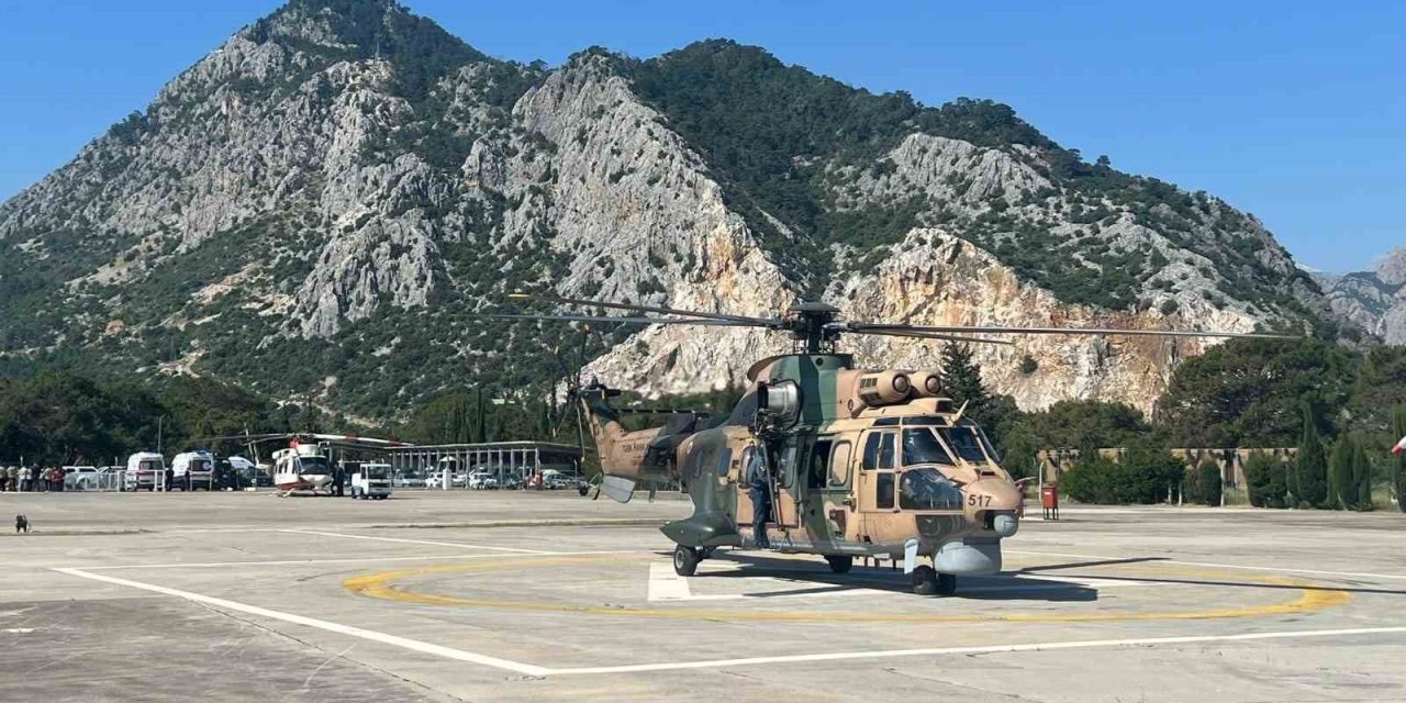 Konya’dan Havalanan As-532 Couger Tipi Helikopter, Tahliye Çalışmalarına Devam Ediyor