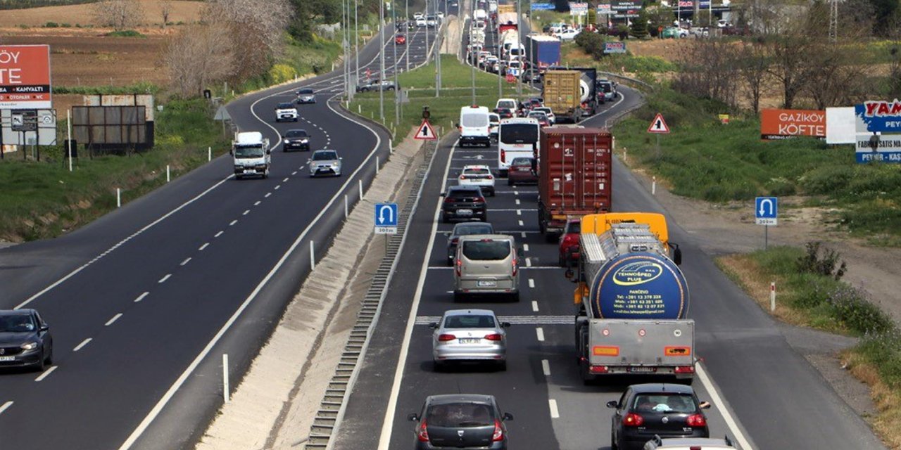 Tekirdağ'dan İstanbul Yönüne Trafik Yoğunluğu (2)