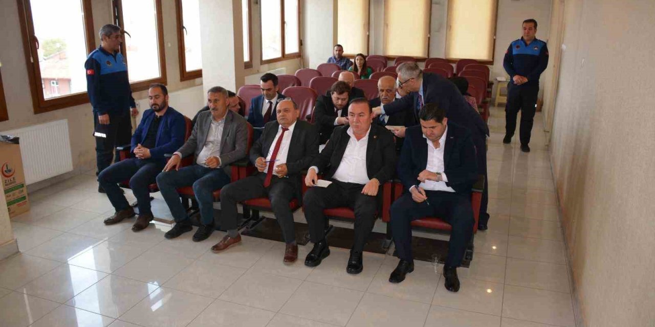 Zile Belediyesinde Yeni Dönemin İll Meclis Toplantısı