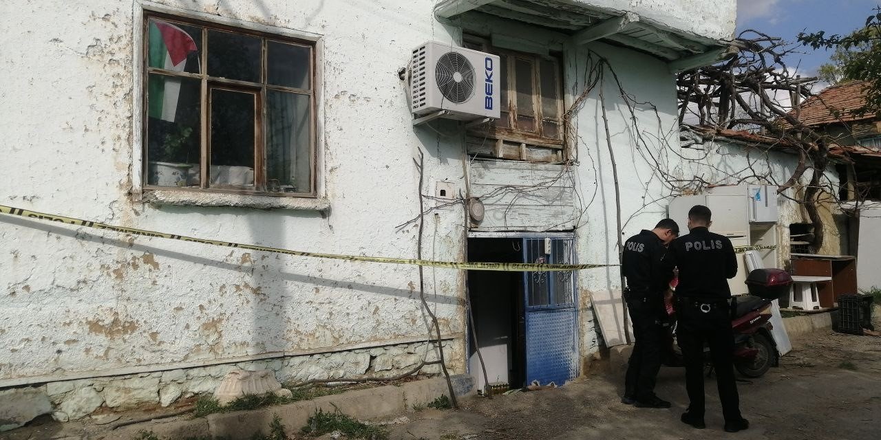 Isparta’da Bir Kişi Evinde Ölü Bulundu