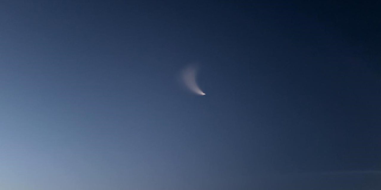 Iğdır’da Gökyüzünde Beliren Gizemli Işık Korkuttu
