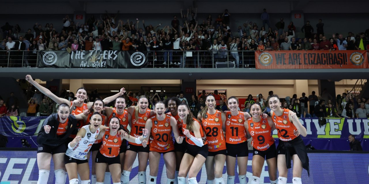 Fenerbahçe Opet - Eczacıbaşı Dynavit: 2-3