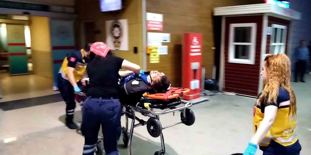 Otomobille Çarpışan Motosiklet Sürücüsü Hayatını Kaybetti