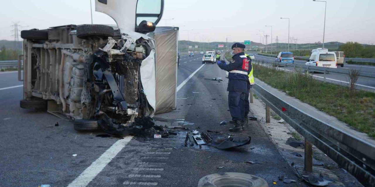 Acı Detay: Bayram Tatili Dönüş Yolundaki Kaza, Baba Ve Kızını Hayattan Kopardı
