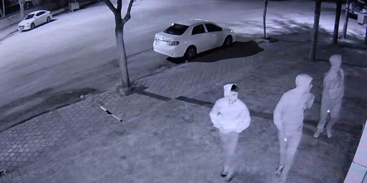 Esnafın Harçlık Bıraktığı Hırsızlar Yakalandı