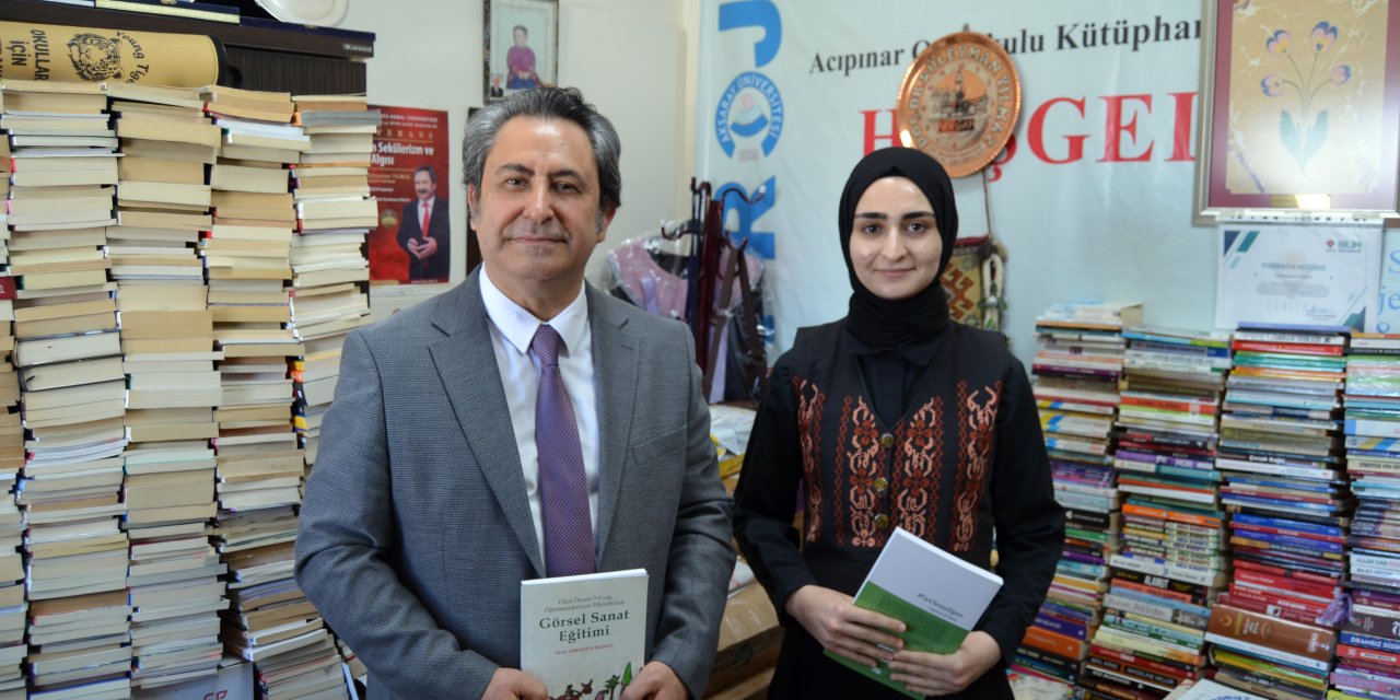 Fizik Profesörü Ve Öğrencileri, Hatay’daki Köy Okullarına Kütüphane Kuruyor