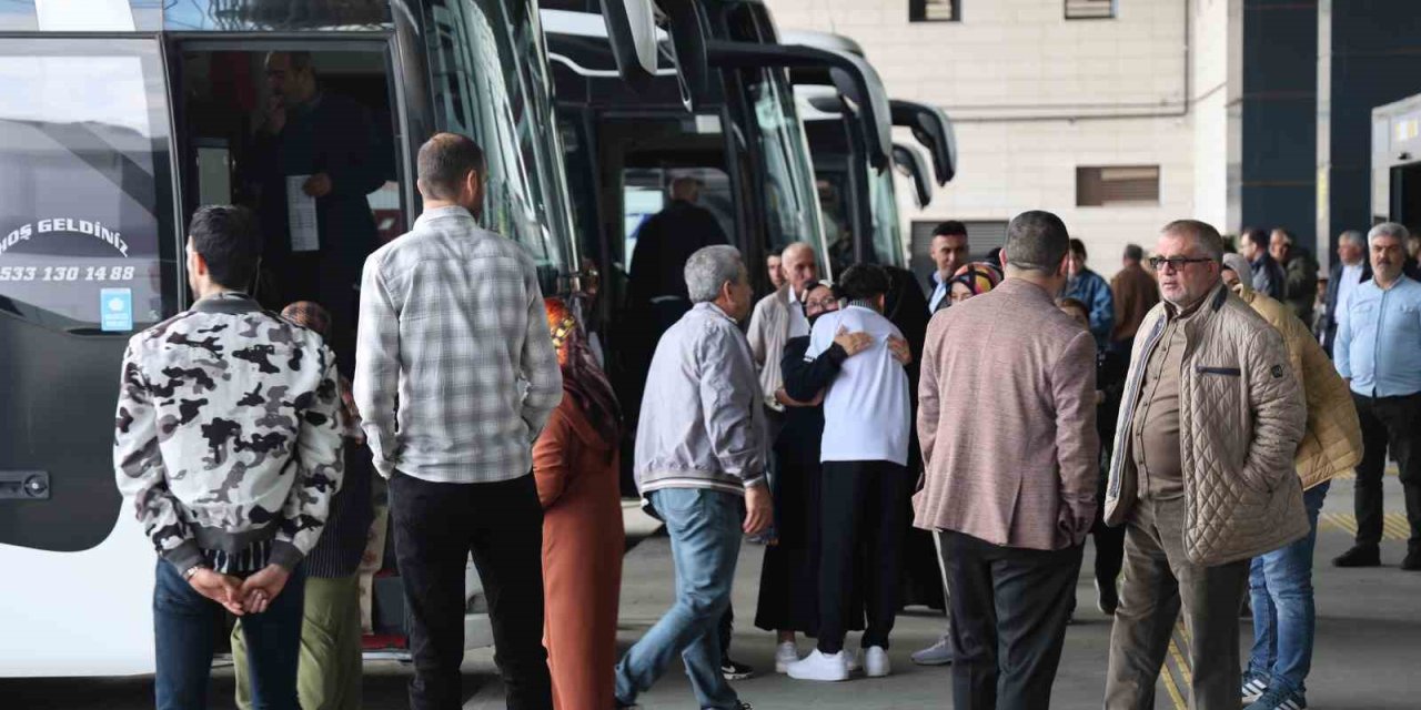 Tatil Dönüşü Elazığ Otogarında Yoğunluk
