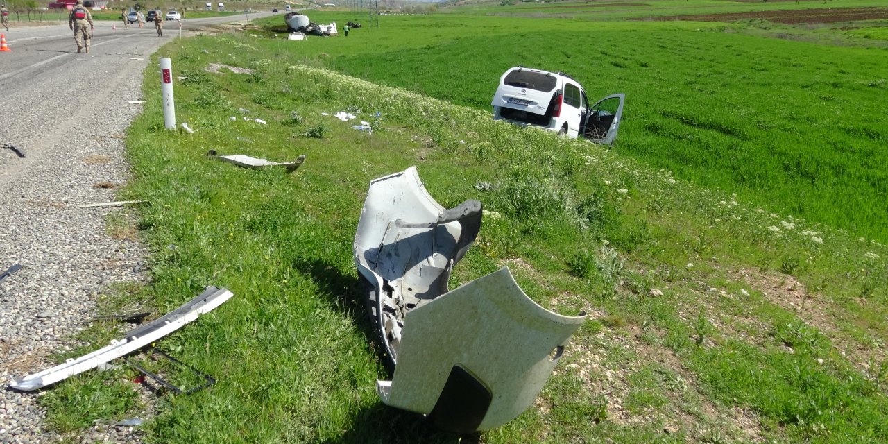 Batman'da Zincirleme Kaza; 1'i Ağır 6 Yaralı