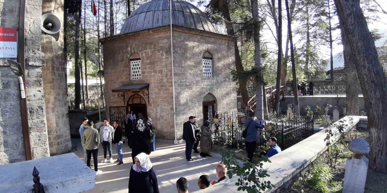 Sakin Şehir Göynük’e Tatilci Akını