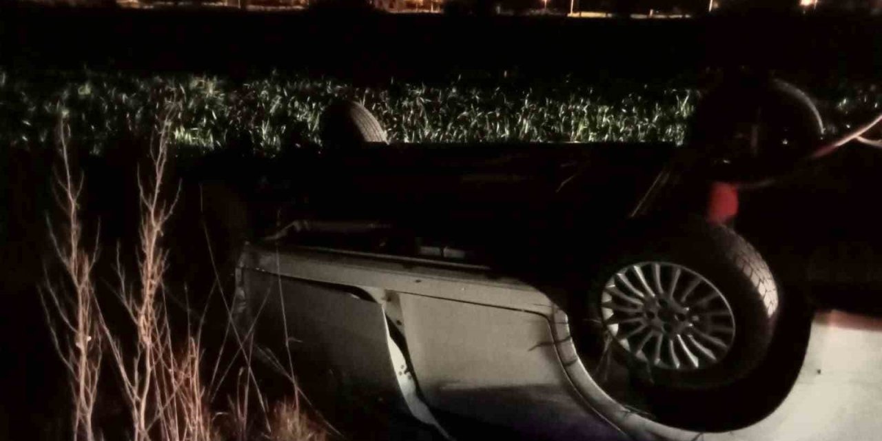 Babaeski’de Kontrolden Çıkan Otomobil Devrildi: 3 Yaralı