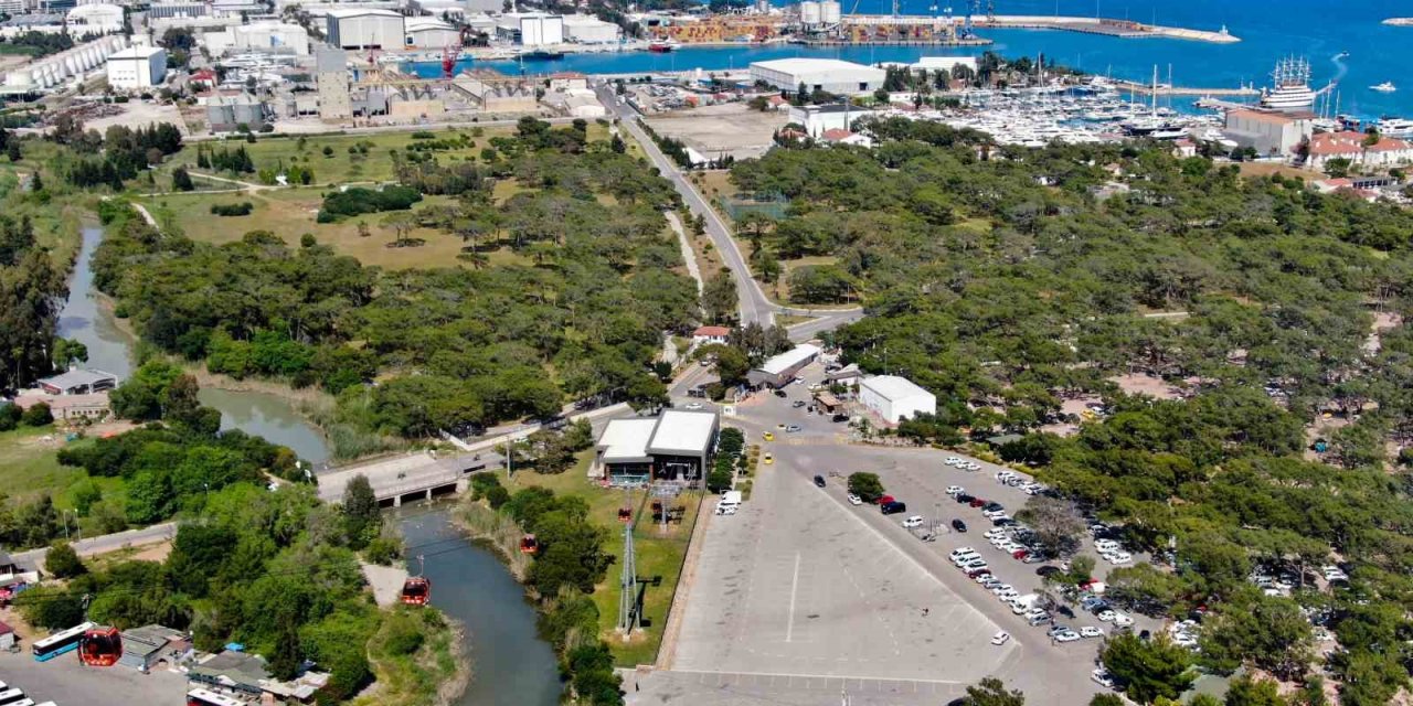 Faciadan Dönülen Teleferik Alanında Sessizlik Hakim