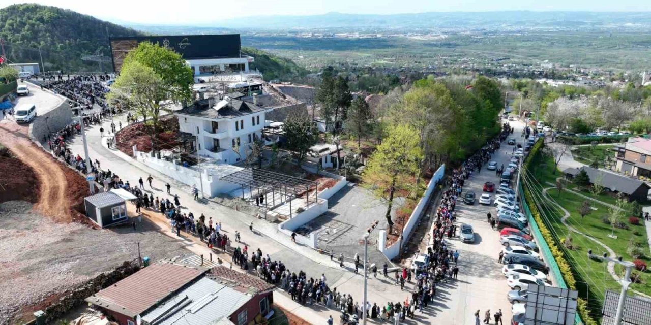 Kocaeli’nin Yarım Asırlık Hayaliyle Zirveye Taşındılar: 114 Bin Kişi Akın Etti
