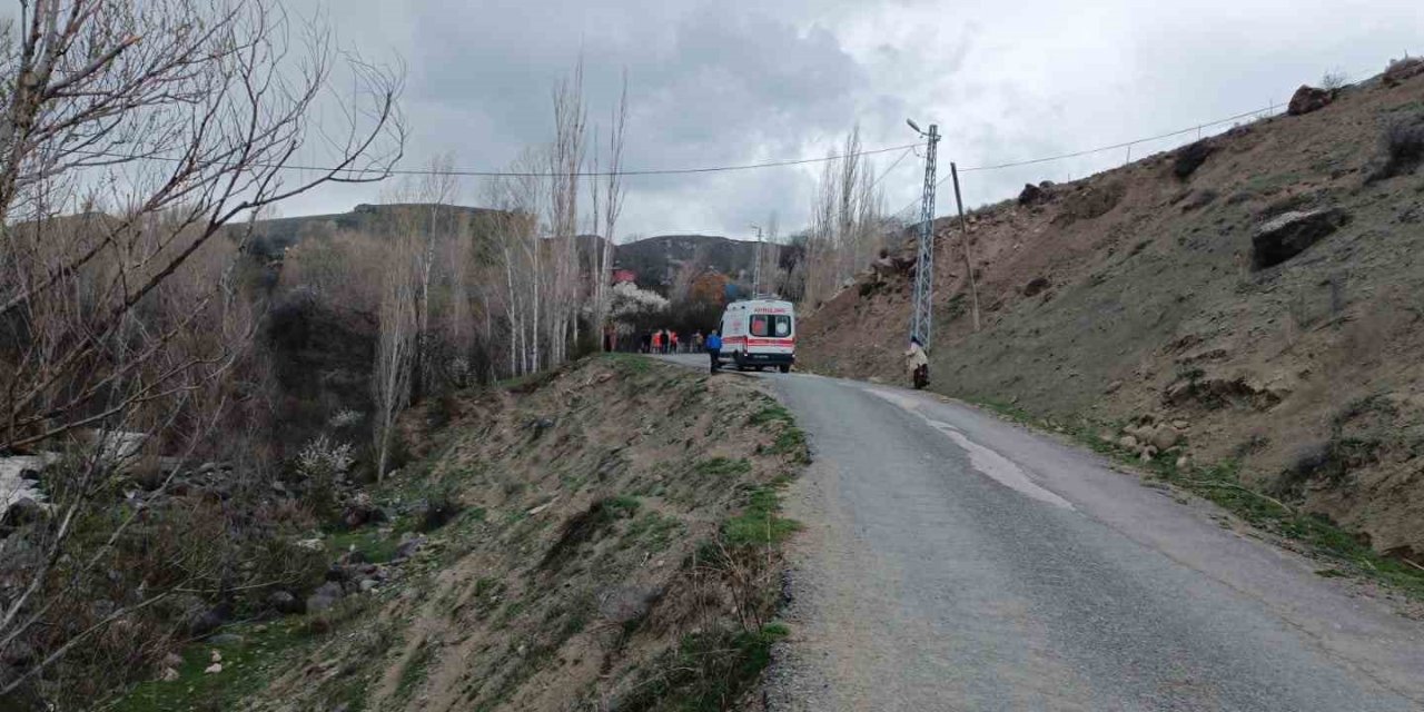Iğdır’da Dere Yatağına Düşen Çocuk Aranıyor