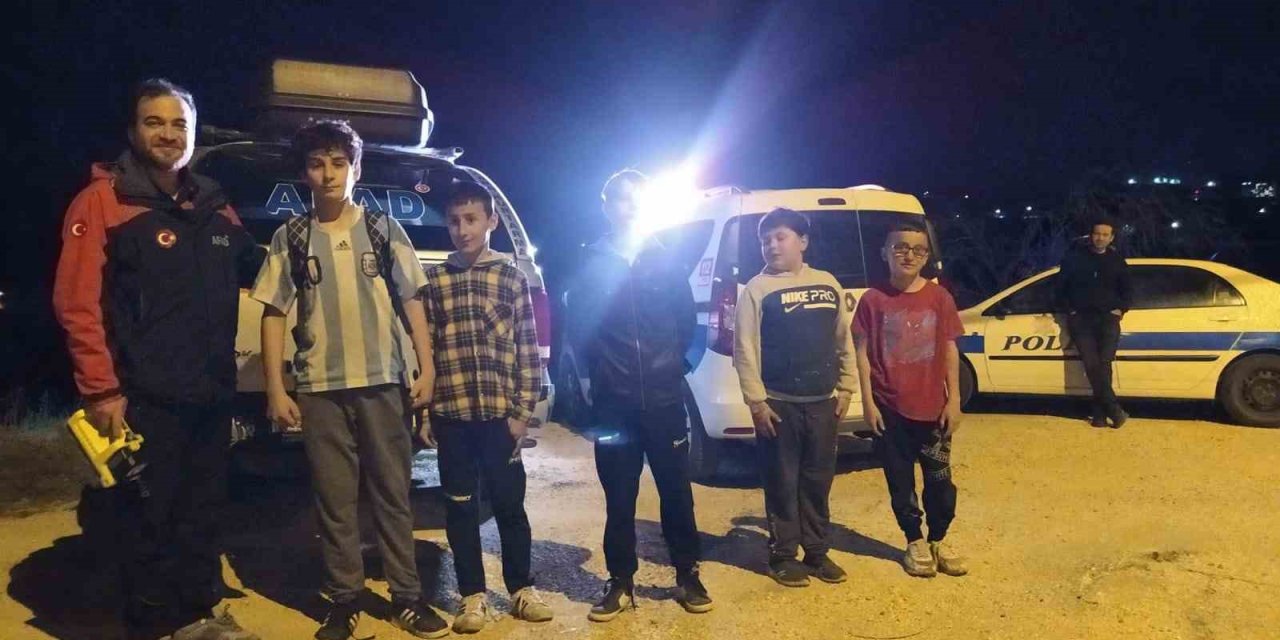 Bilecik’te Dağda Kaybolan 5 Çocuk Bulundu