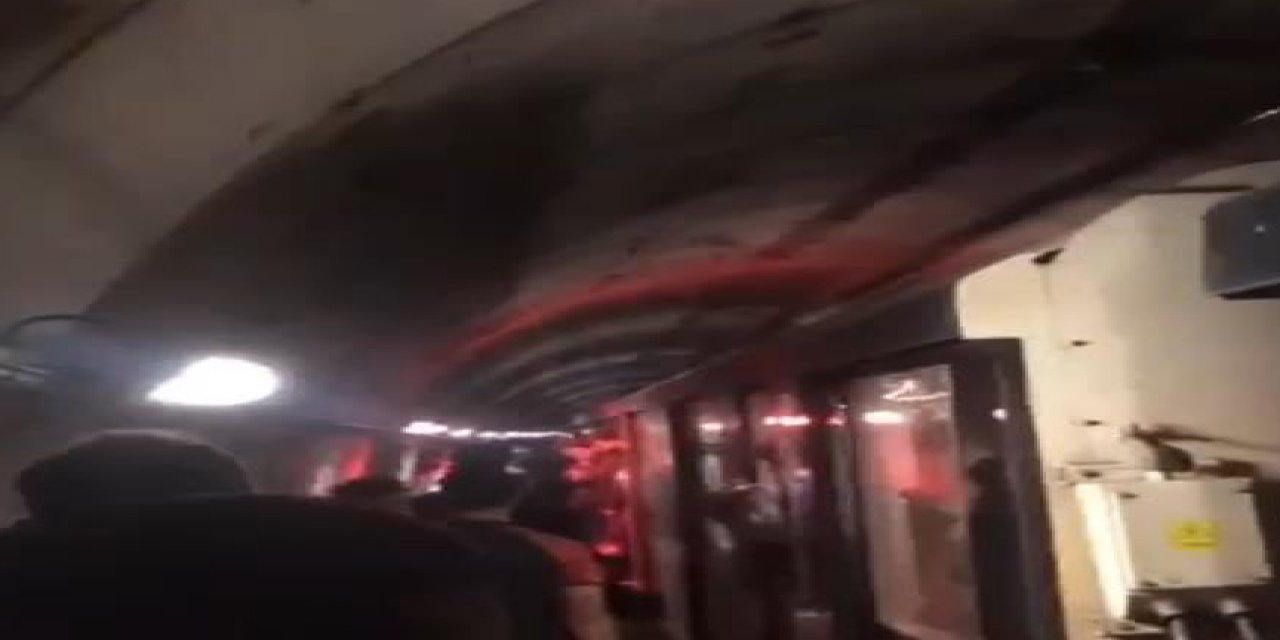 İstanbul -  Metro Arızalandı, Seferler Aksadı