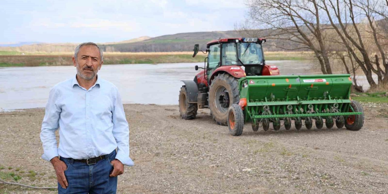 Sular Yükselince Yolları 70 Kilometre Uzadı