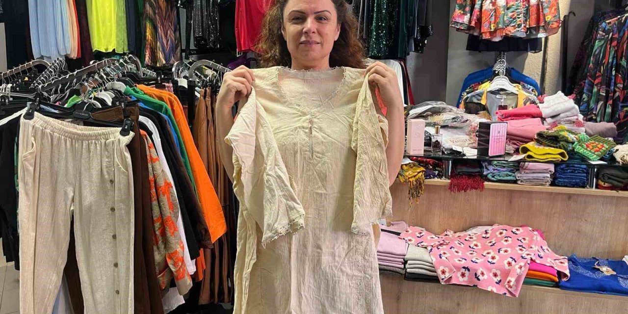 125 Yıllık Göyneğe Gözü Gibi Bakıyor