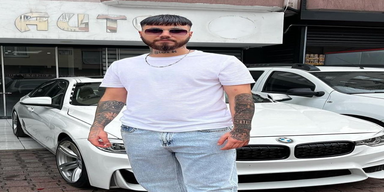 Parkta Tabancayla Vurularak Öldürüldü