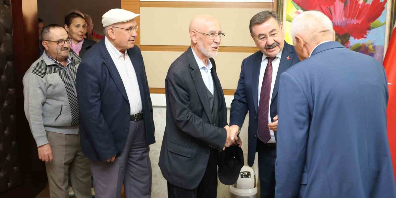 Gölbaşı Belediye Başkanı Odabaşı Vatandaşlarla Bayramlaştı