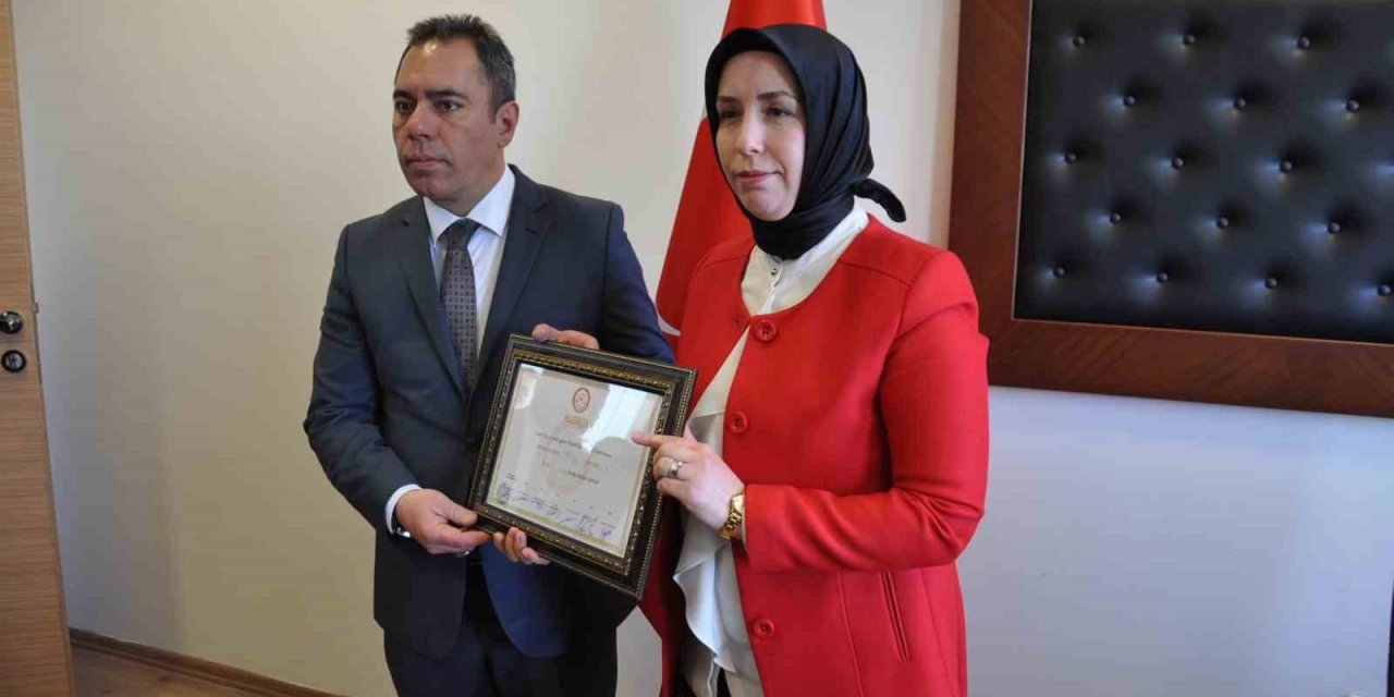 Kars Belediye Başkanı Senger Görevine Başladı