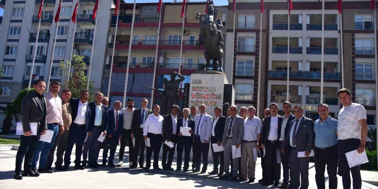 Başkan Kaya Muhtarları Yalnız Bırakmadı