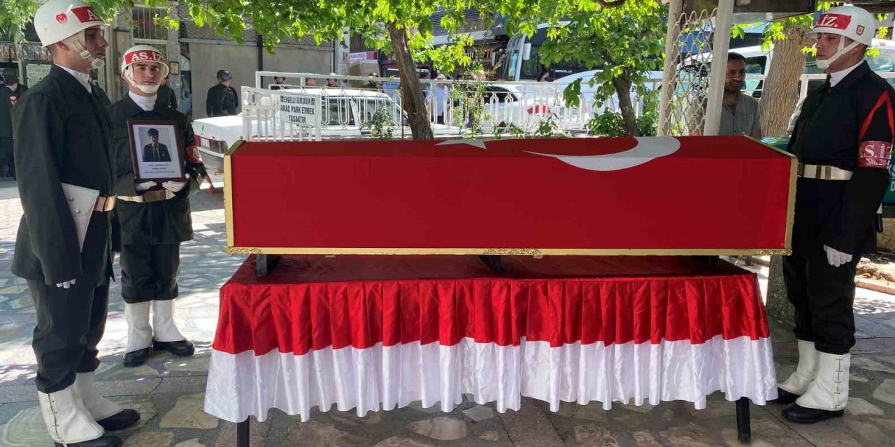 Alaşehirli Kıbrıs Gazisi Kalbine Yenik Düştü