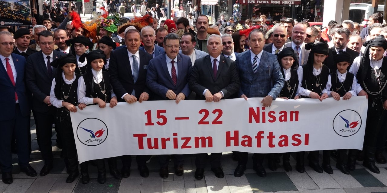 Trabzon 48'inci Turizm Haftası, Kortej Yürüyüşü İle Başladı
