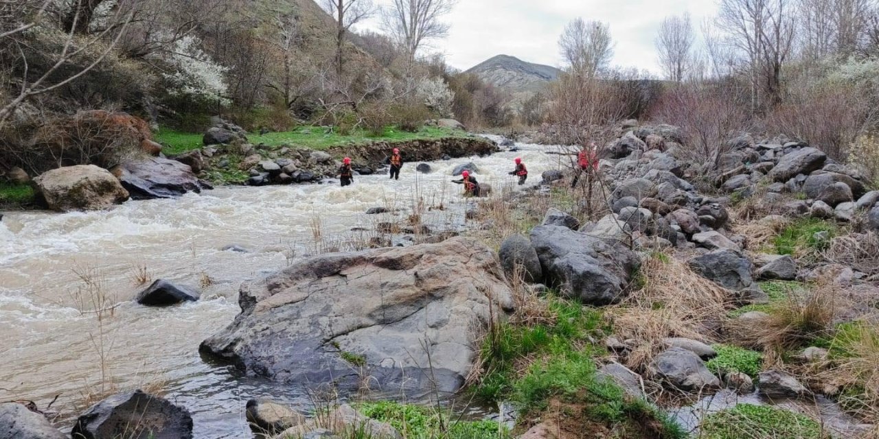 Dereye Düşen 6 Yaşındaki Yusuf'un 23 Saat Sonra Cansız Bedeni Bulundu