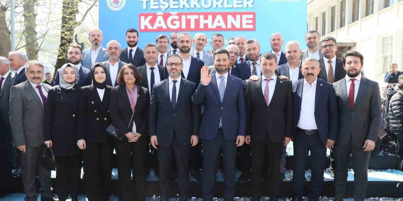 Kağıthane’de Seçimlerden Galibiyetle Çıkan Öztekin Yeni Dönem İçin Mazbatasını Aldı