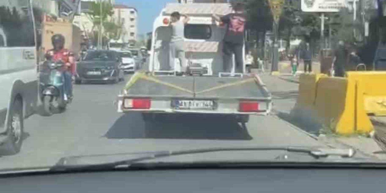 Pendik’te Çekiciyle Tehlikeli Yolculuğa Para Cezası