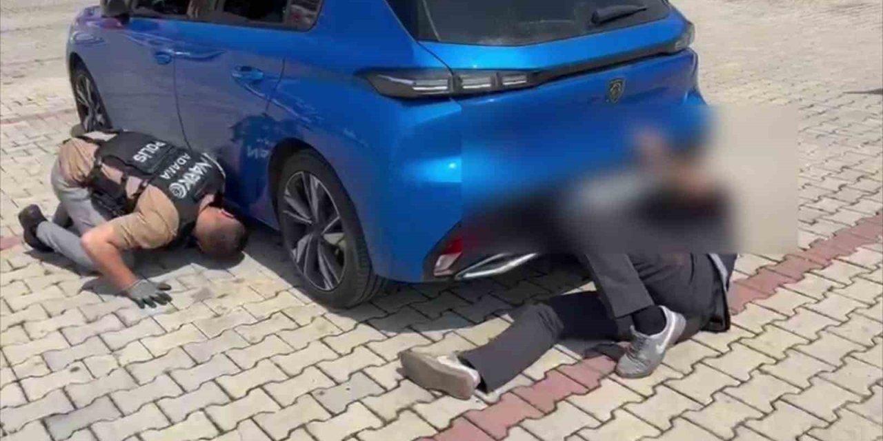 Otomobilin Tamponunda Ve Alt Muhafaza Korumasında 2 Kilo 200 Gram Esrar Çıktı