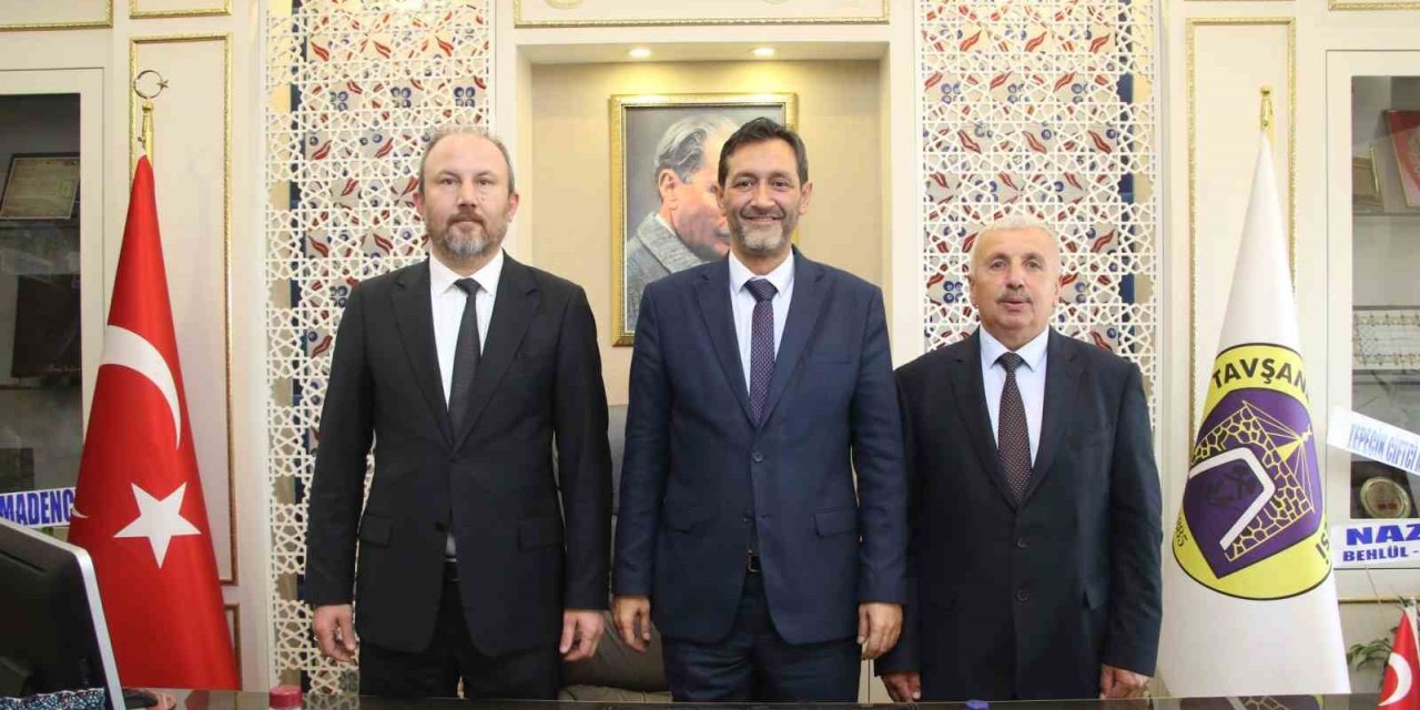 Tavşanlı’da Aziz Solmaz Ve İrfan Güleç Belediye Başkan Yardımcısı