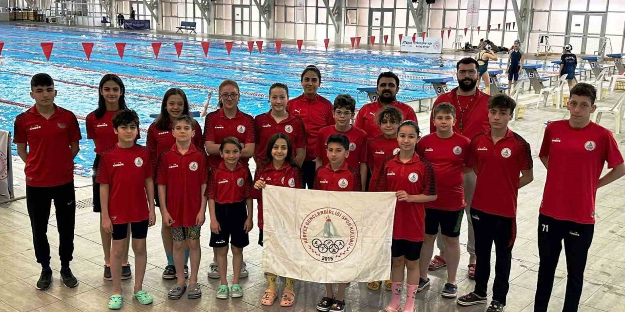 Körfezli Yüzücülerin Hedefi Türkiye Şampiyonası