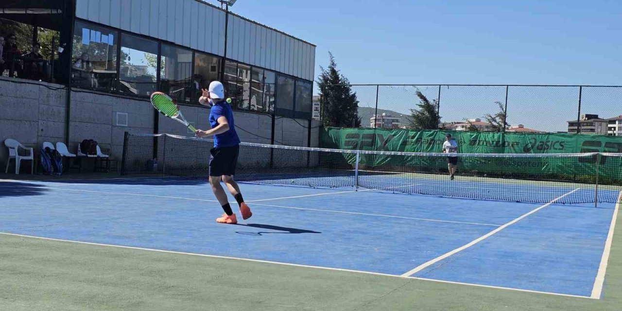 Bandırma’da Bahar Kupası Türkiye Tenis Şampiyonası