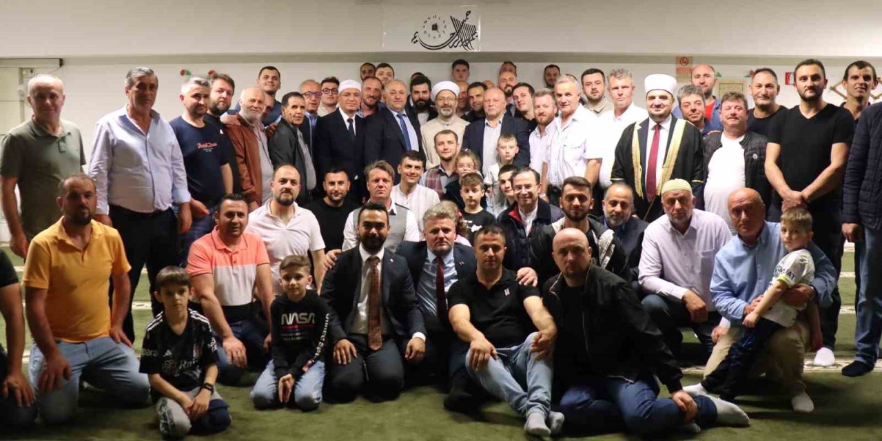 Diyanet İşleri Başkanı Erbaş, İtalya’da Gurbetçilerle Buluştu