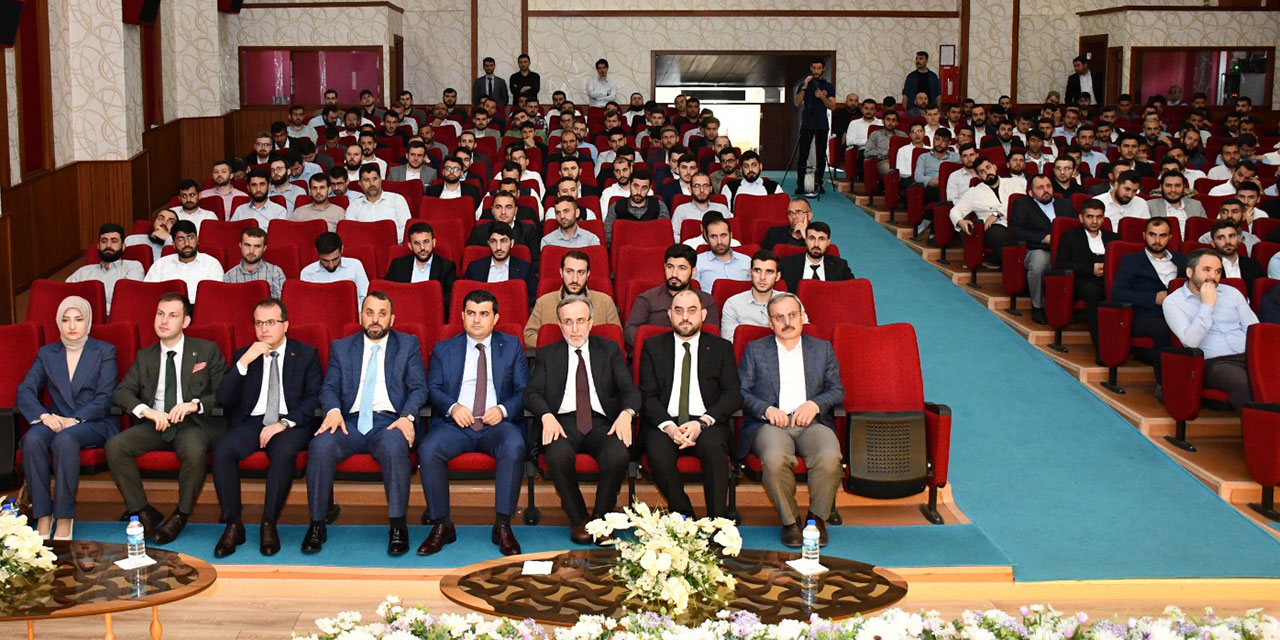 Rize’de Diyanet Akademisi Aday Din Görevlileri Eğitimi 1. Dönem Açılış Programı Yapıldı