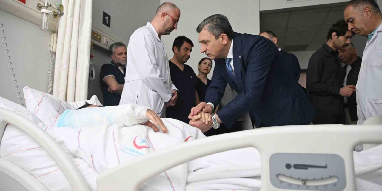 Vali Şahin Teleferik Kazazedelerini Hastanede Ziyaret Etti