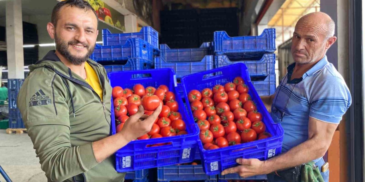 Antalya, Rusya-ukrayna Savaşı Sebebiyle Yaşanan İhracat Kaybını Doğu Ülkeleriyle Kapatmaya Çalışıyor