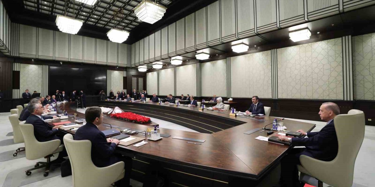 Cumhurbaşkanlığı Kabinesi, Cumhurbaşkanı Recep Tayyip Erdoğan Başkanlığında Beştepe’de Toplandı.