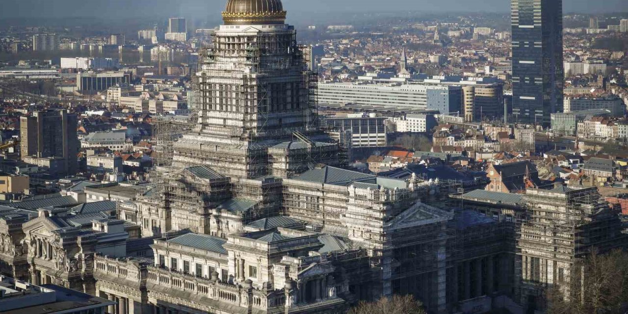 Brüksel Adalet Sarayı’nda Bomba Paniği