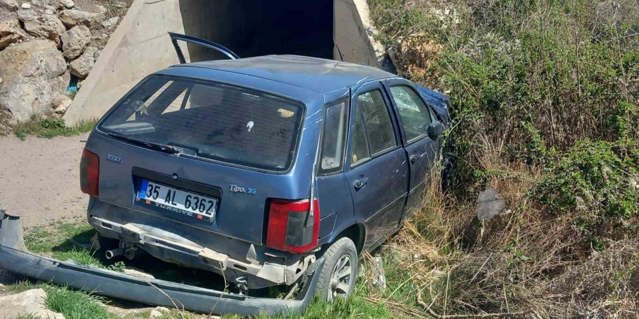 Kanala Düşen Otomobilin Sürücüsü Hayatını Kaybetti