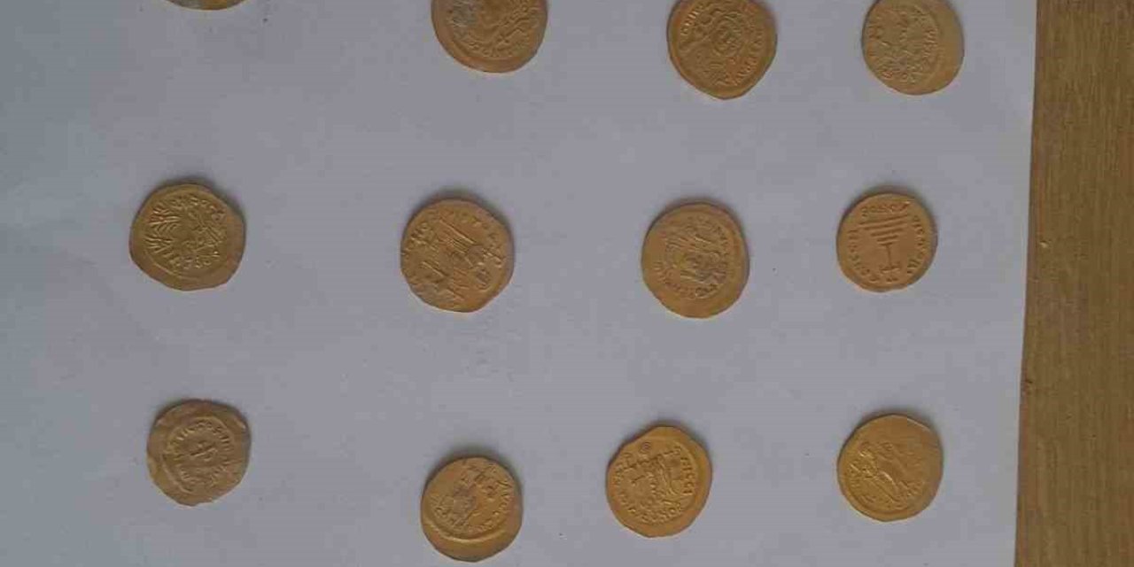 Hatay’da Bizans Dönemine Ait 22 Sikke Bulundu