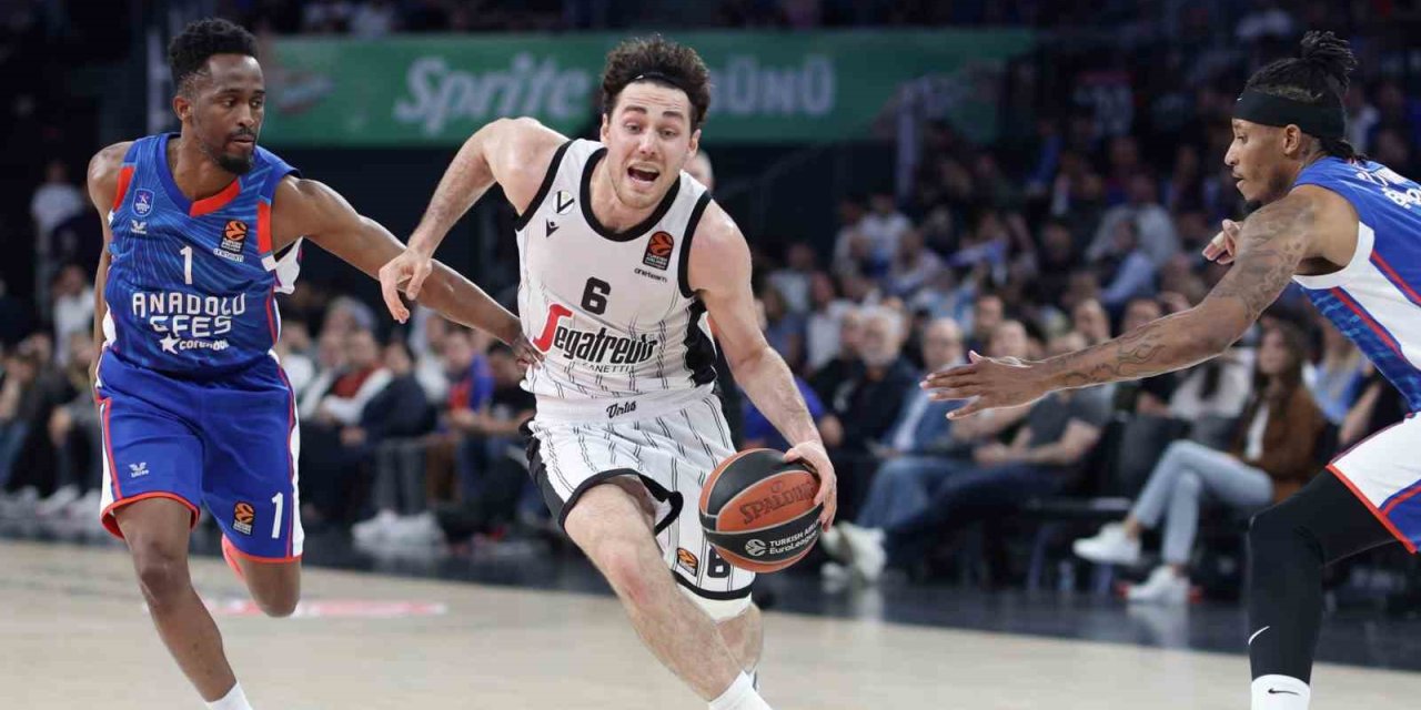 Thy Euroleague: A. Efes: 64 - Virtus Bologna: 67