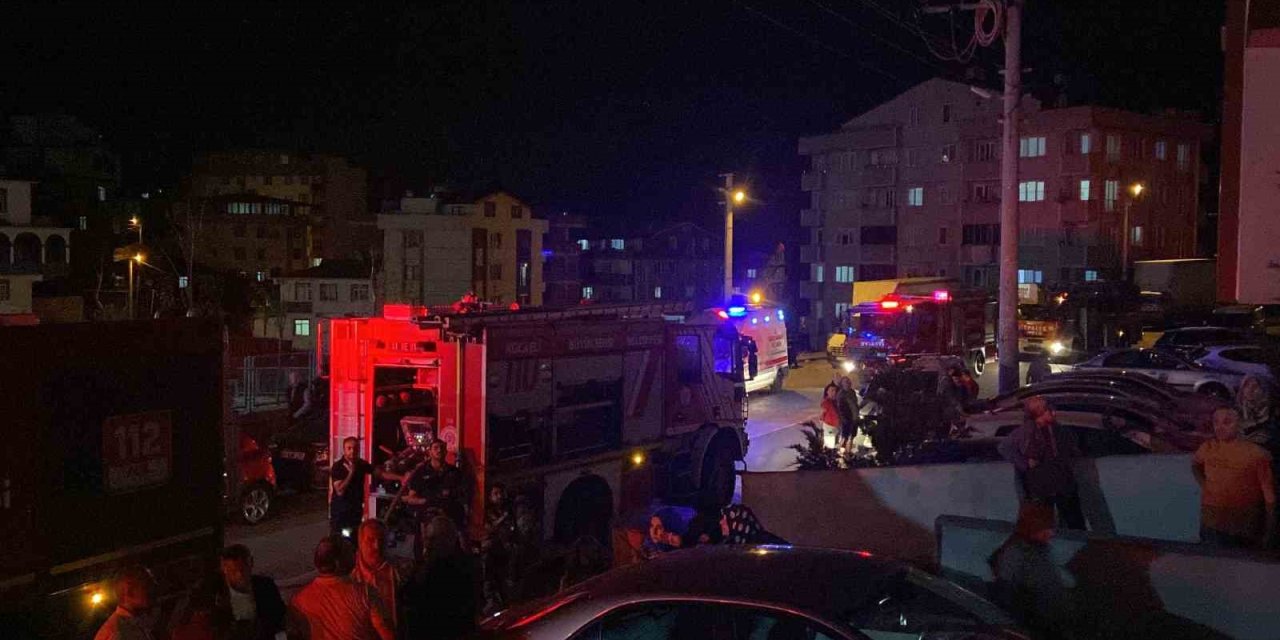 Elektrikli Battaniyeden Çıkan Yangın Yatak Odasını Küle Çevirdi