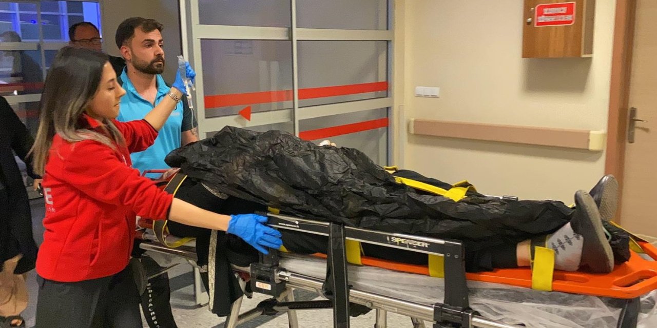 İki Otomobil Kavşakta Çarpıştı: 4 Yaralı