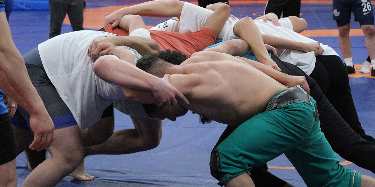 Rize’de gençler ragbide birer milli takım oyuncusu olmak için sıkı çalışıyor