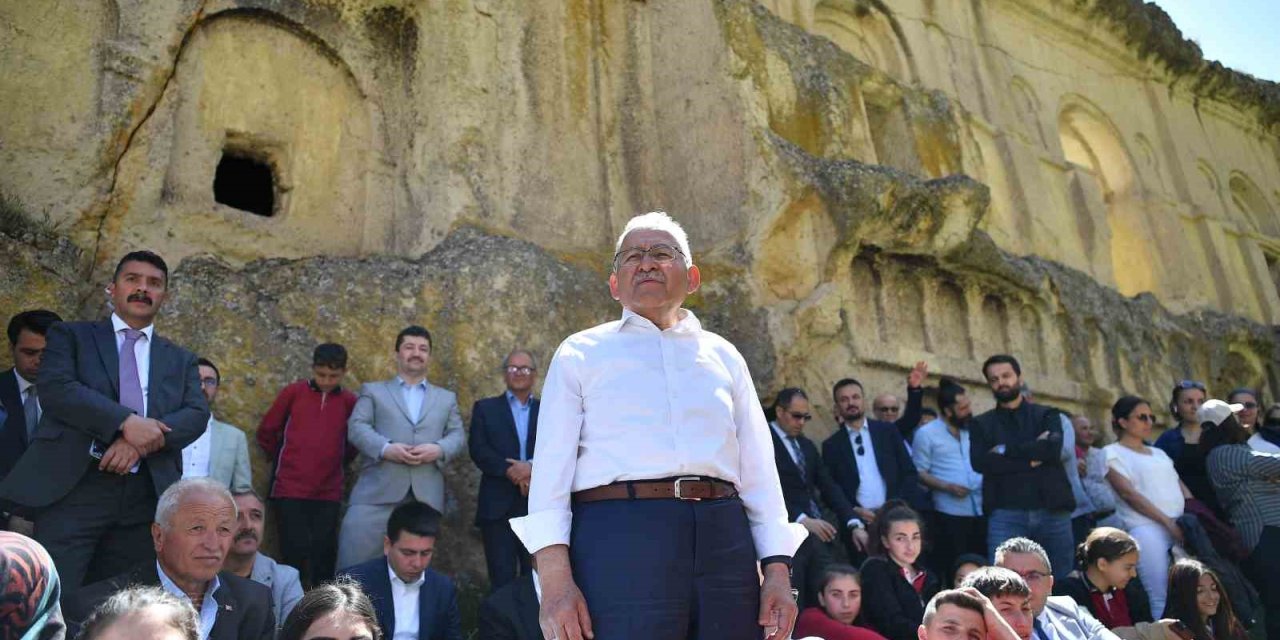 Büyükkılıç: "Dünyada Örneği Olmayan Kayadan Oymadan Müzemiz İçin 25 Bin Eser Gelecek"