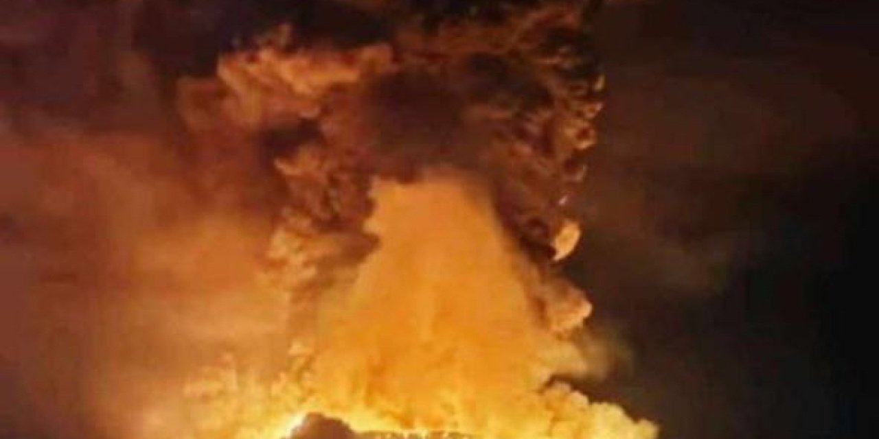 Endonezya’daki Ruang Yanardağı Patladı, 838 Kişi Tahliye Edildi